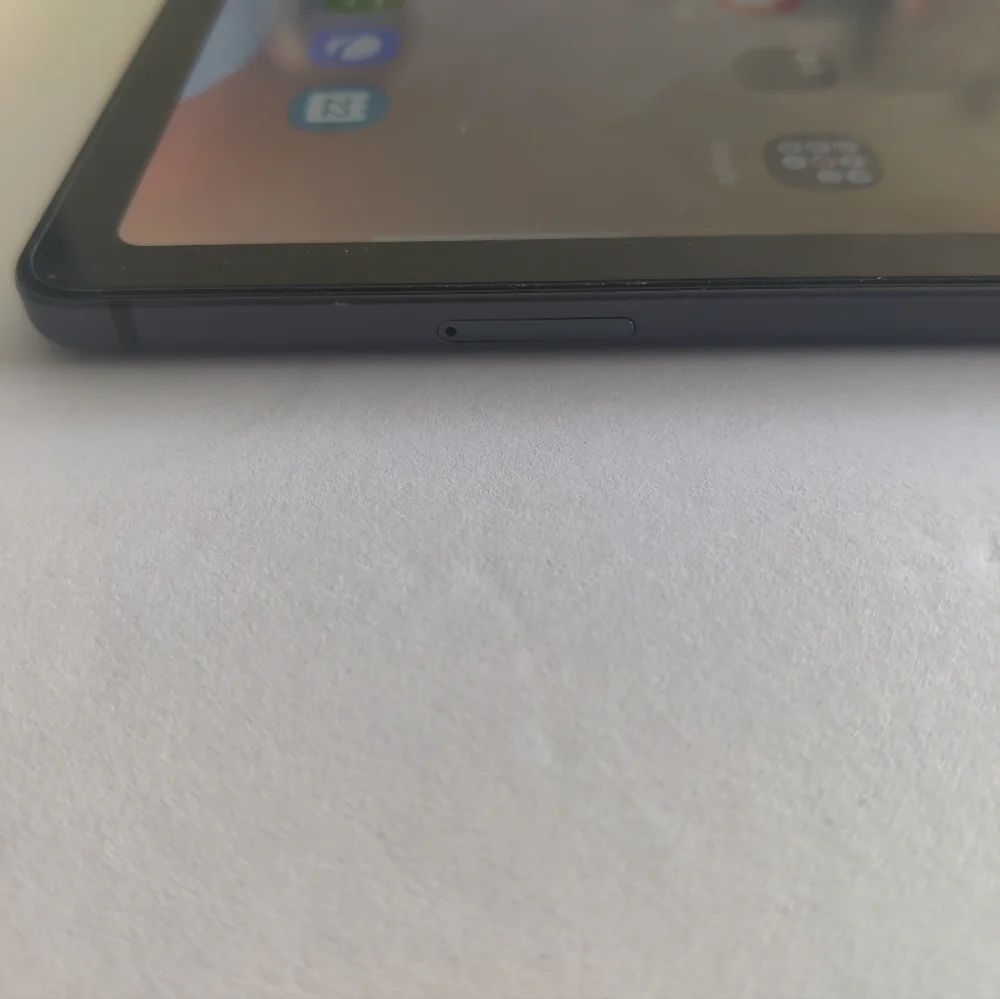 Samsung Galaxy S6 Lite Tablet With TikTok and CapCut App